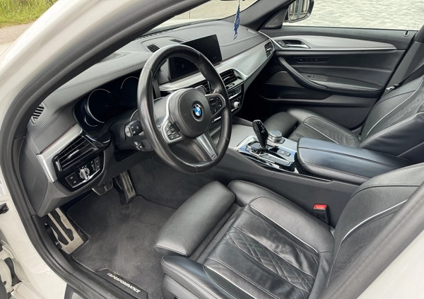 BMW Seria 5 cena 169900 przebieg: 166700, rok produkcji 2017 z Rybnik małe 704